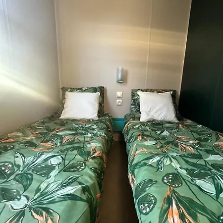 25 Min Roermond Maasmechelen Maastricht * Kinrooi